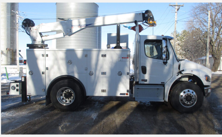 2025 Freightliner M2 106 w/TMAX 2-11 Aluminum/12630/46P (WR71)