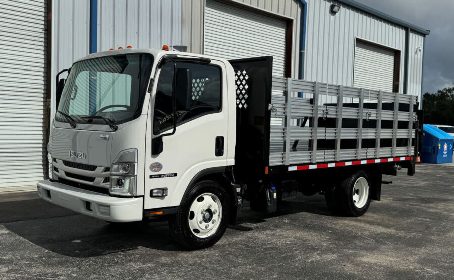 Isuzu NRR Flatbed Truck