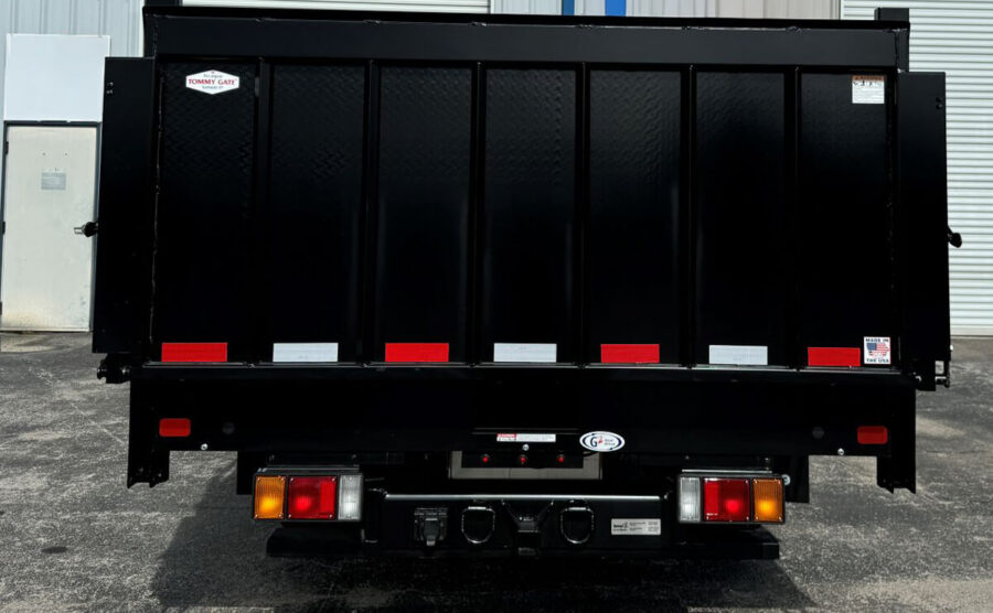 Isuzu NRR Flatbed Truck